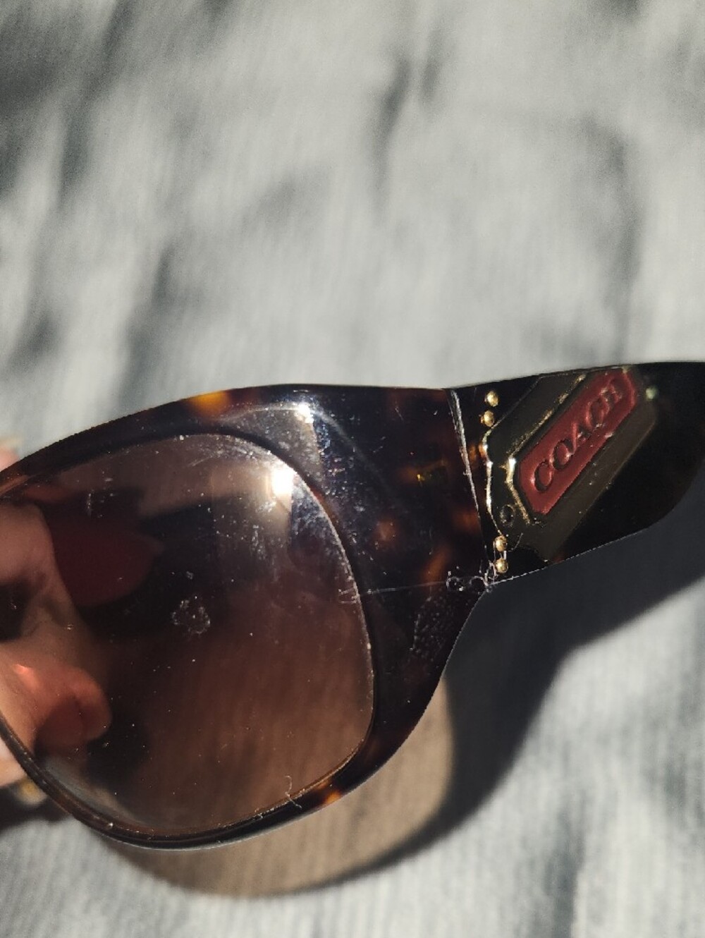 Coach Oversized Brown Gradient Sunglasses with Signature Case - Picture 7 of 7